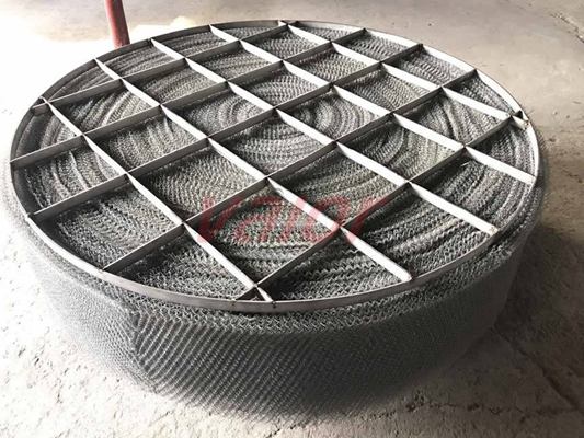 Full size rolled demister in 1000 mm diameter.